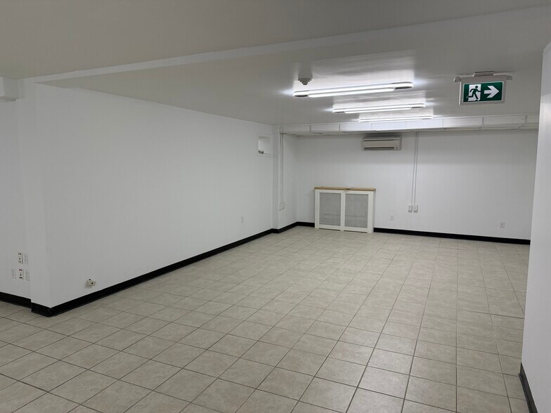 More Photos Of 428 Ossington Av, Toronto Storefront Retail Residential For Lease