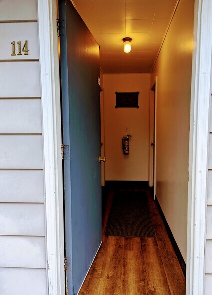 More Photos Of 12520 State St, Atlanta Hotel For Sale