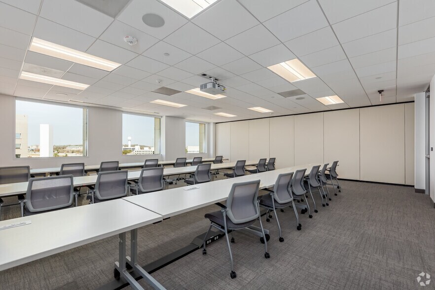 More Photos Of 1301 Solana Blvd, Westlake Office For Lease