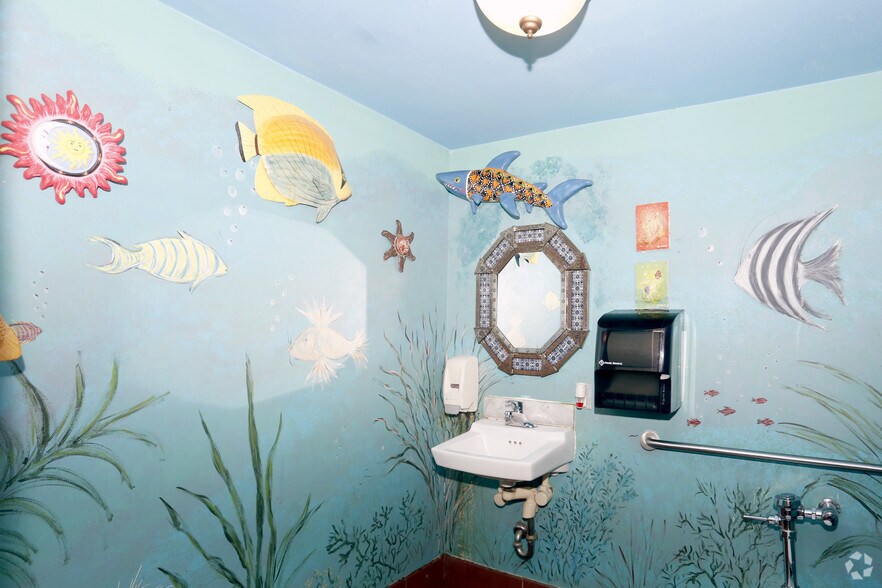 More Photos Of 54 Main St, Sussex Restaurant For Sale