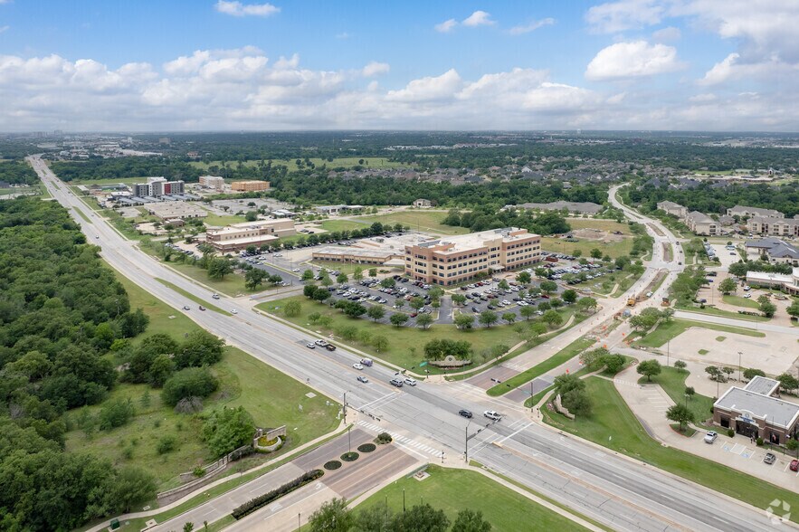 More Photos Of 3201 University Dr E, Bryan Medical For Lease