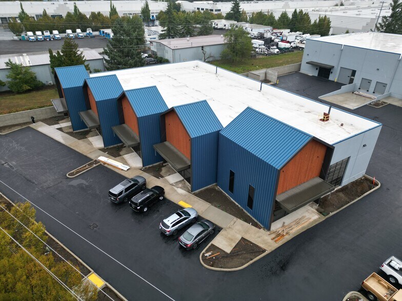 More Photos Of 15730 SE 130th Ave, Clackamas Unknown For Lease