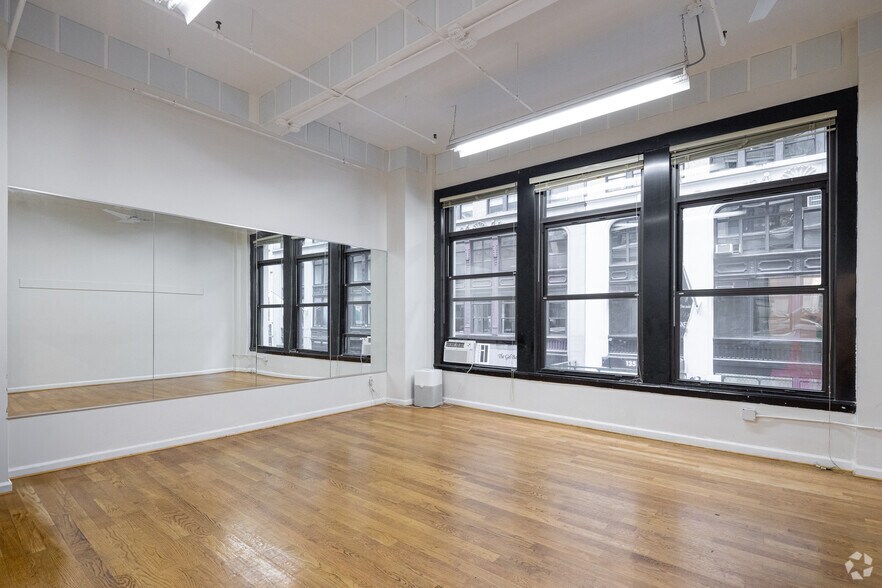 More Photos Of 134 W 29th St, New York Office For Lease