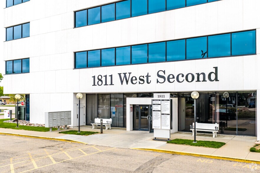 More Photos Of 1811 W 2nd St, Grand Island Office For Lease
