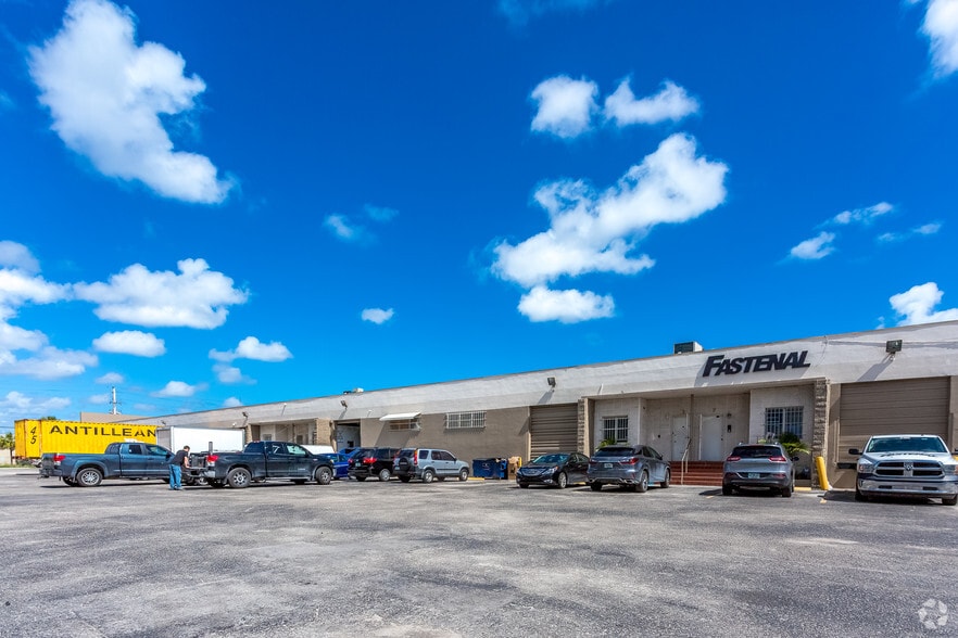 More Photos Of 150 NW 176th St, Miami Warehouse For Lease