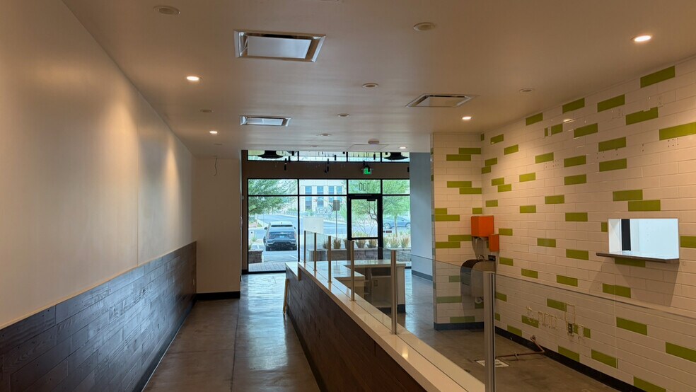 More Photos Of 8460 W Sunset Rd, Las Vegas Unknown For Lease