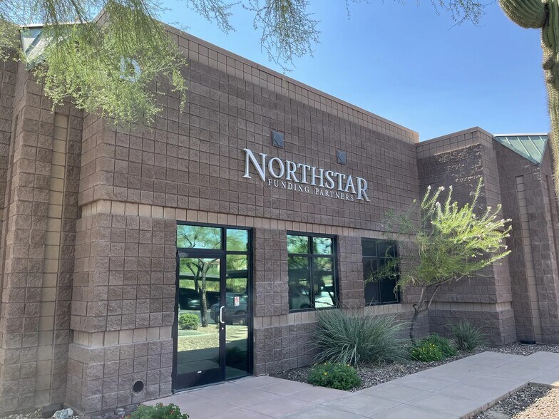 Primary Photo Of 42104 N Venture Dr, Anthem Medical For Sale
