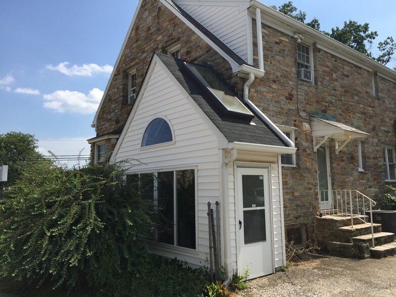 More Photos Of 402 Crain Hwy N, Glen Burnie Office For Sale