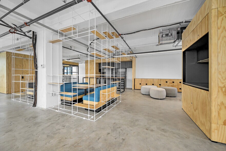 More Photos Of 2509 N Miami Ave, Miami Loft Creative Space For Lease