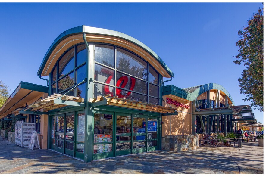 Primary Photo Of 2605 Middlefield Rd, Palo Alto Drugstore For Sale