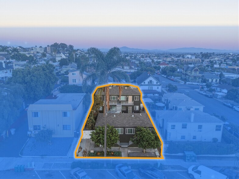 More Photos Of 215-221 20th St, San Diego Apartments For Sale