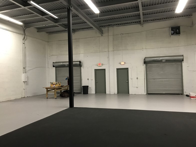 More Photos Of 128 NW 25th St, Miami Unknown For Lease