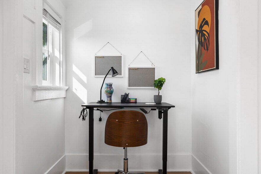 More Photos Of 1055 21st Street, San Diego Apartments For Sale