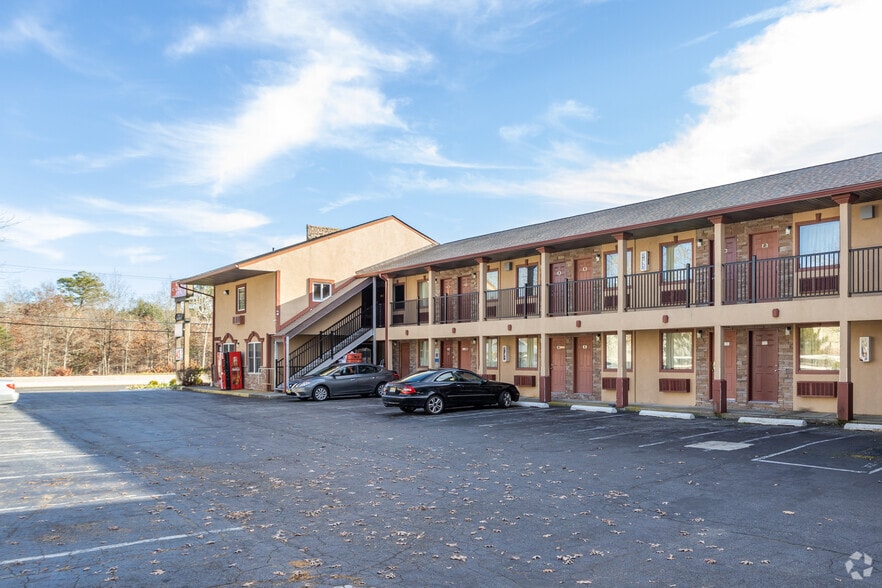 More Photos Of 206 E White Horse Pike, Galloway Hotel For Sale