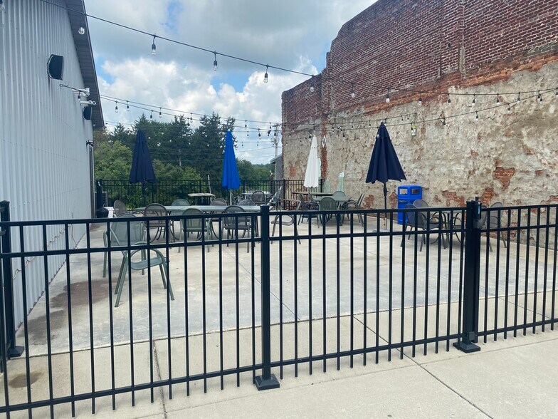 More Photos Of 1 N. Main St., Chrisney Restaurant For Sale