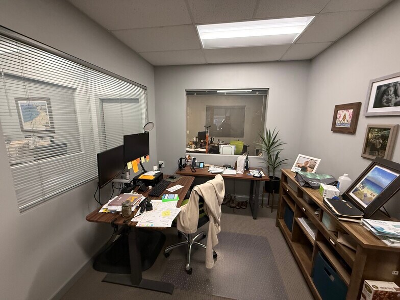 More Photos Of 3778 S Kalamath St, Englewood Warehouse For Sale