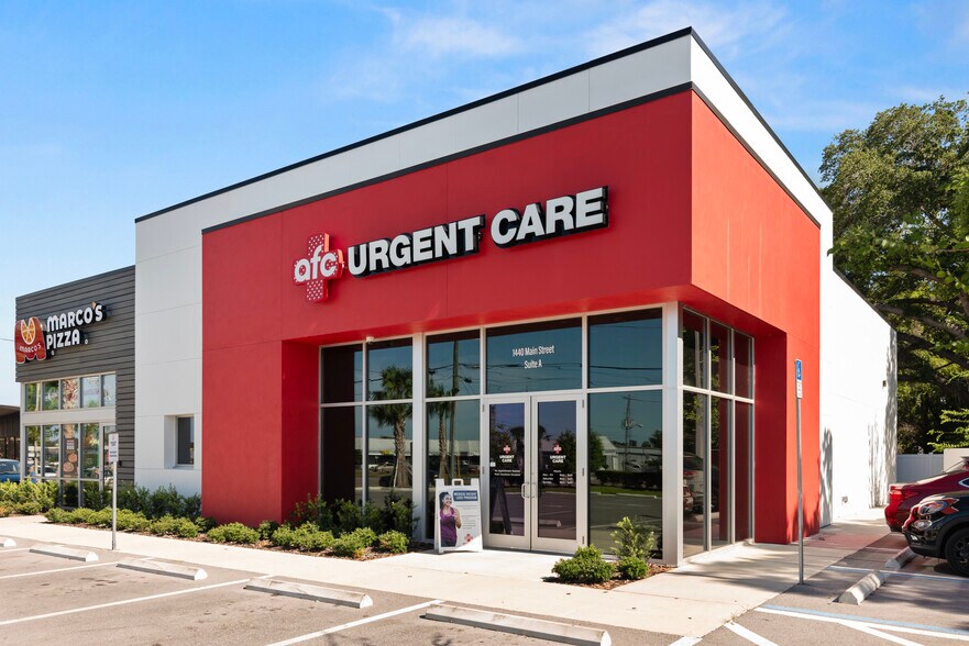 More Photos Of 1440 Main St, Dunedin General Retail For Lease