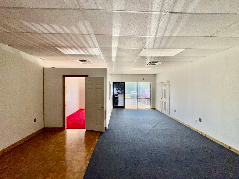 More Photos Of 2419 N Fayetteville St, Asheboro Unknown For Lease