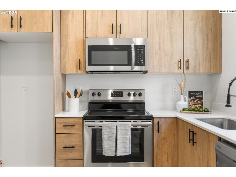 More Photos Of , Portland Multifamily For Sale