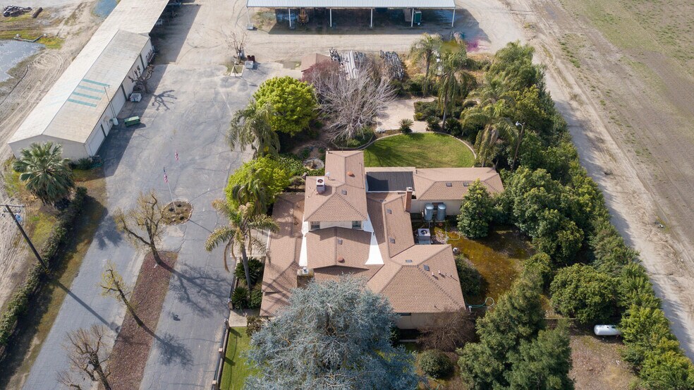 Primary Photo Of 18925 Avenue 168, Porterville Specialty For Sale