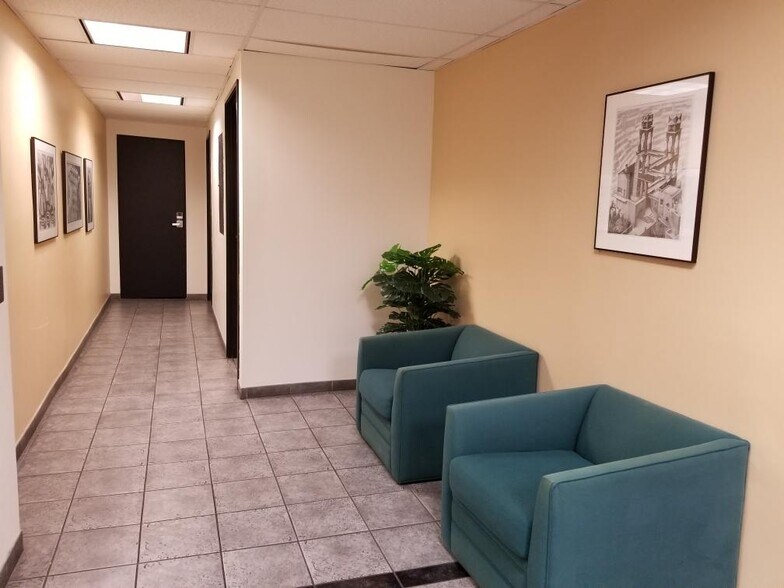 More Photos Of 6060 W Manchester Ave, Los Angeles Office For Lease