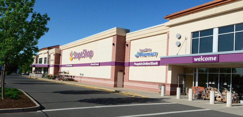 Primary Photo Of 54 Hazard Ave, Enfield Unknown For Lease