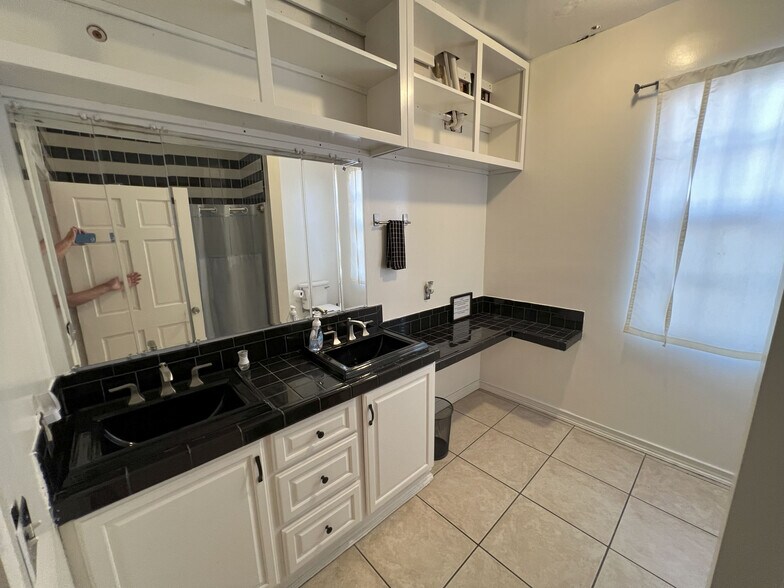 More Photos Of 606 E 6th St, Los Angeles Loft Creative Space For Sale