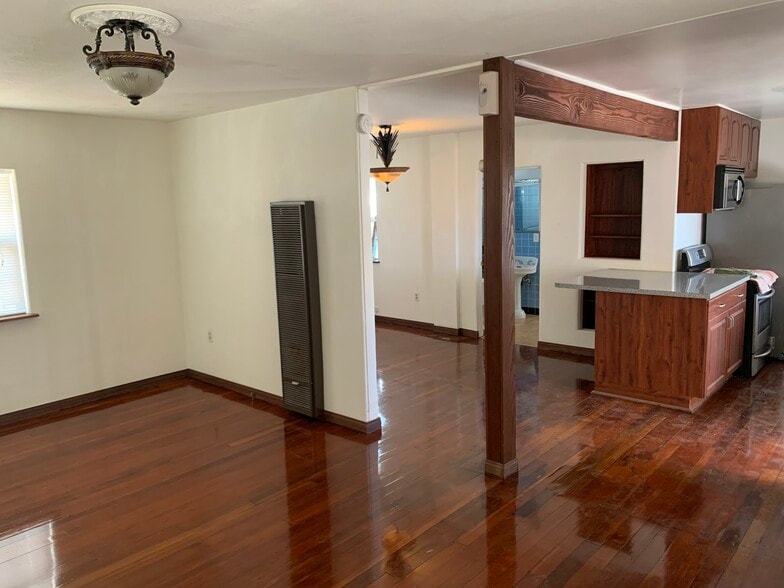 More Photos Of 10354 Prospect Ave, Santee Office For Sale