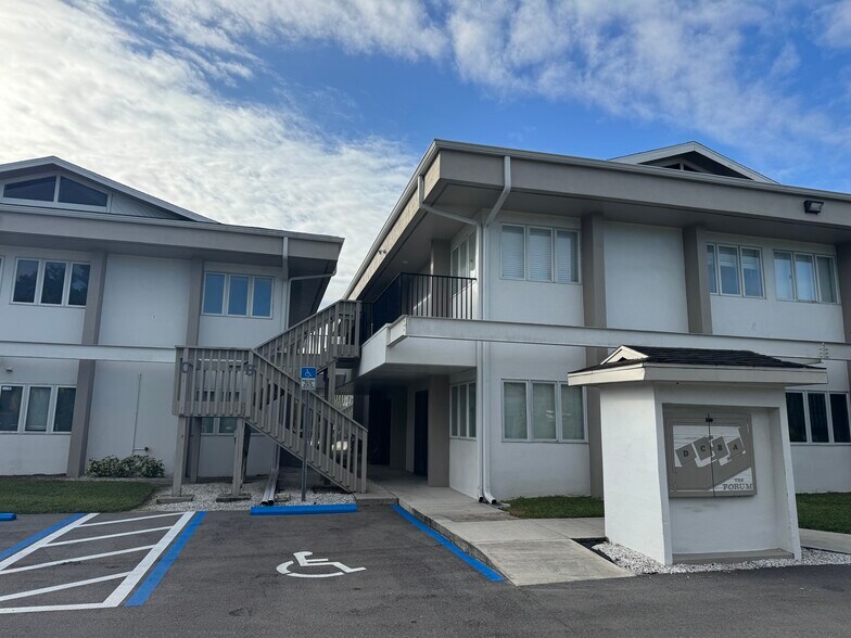 More Photos Of 1705 Colonial Blvd, Fort Myers Medical For Lease