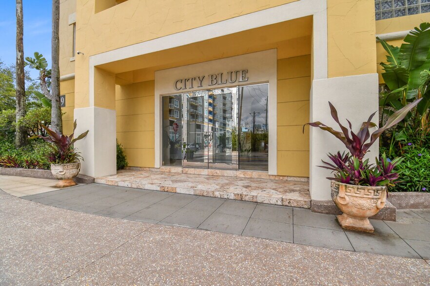 More Photos Of 119 N 11th St, Tampa Office For Sale