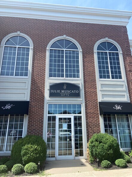 Primary Photo Of 80 Main St, Lockport Storefront Retail Office For Lease