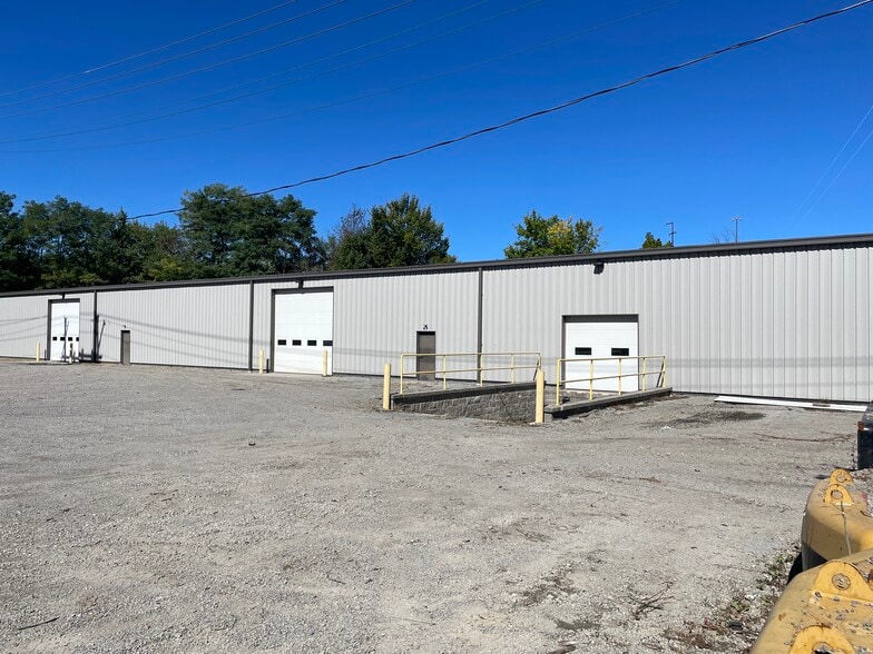 More Photos Of 1826 17th St NE, Canton Industrial For Sale