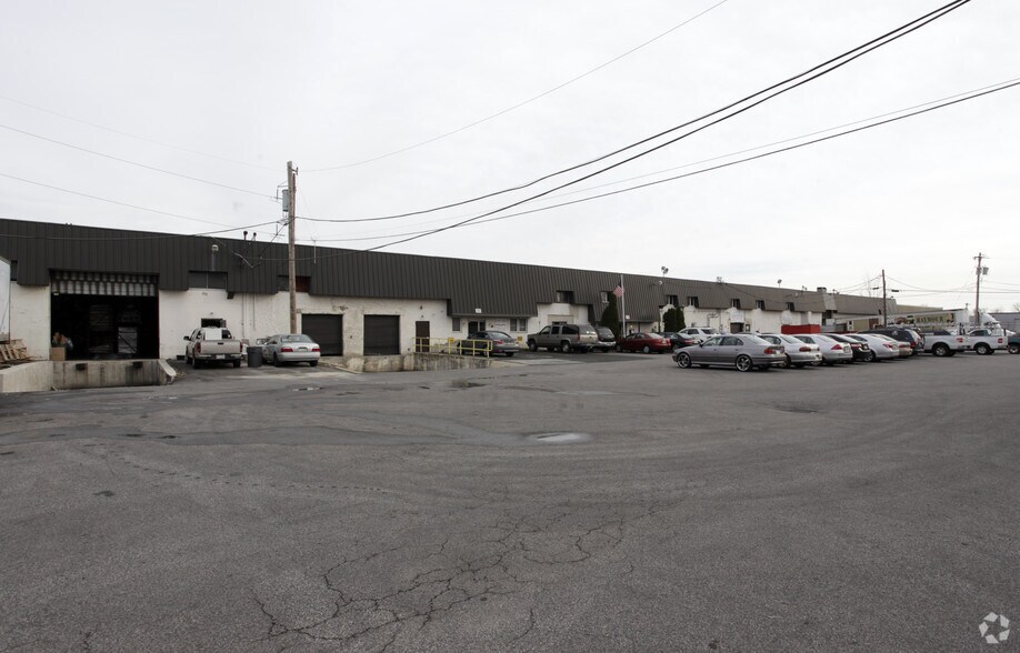 More Photos Of 721-729 Wicker Ave, Bensalem Manufacturing For Lease