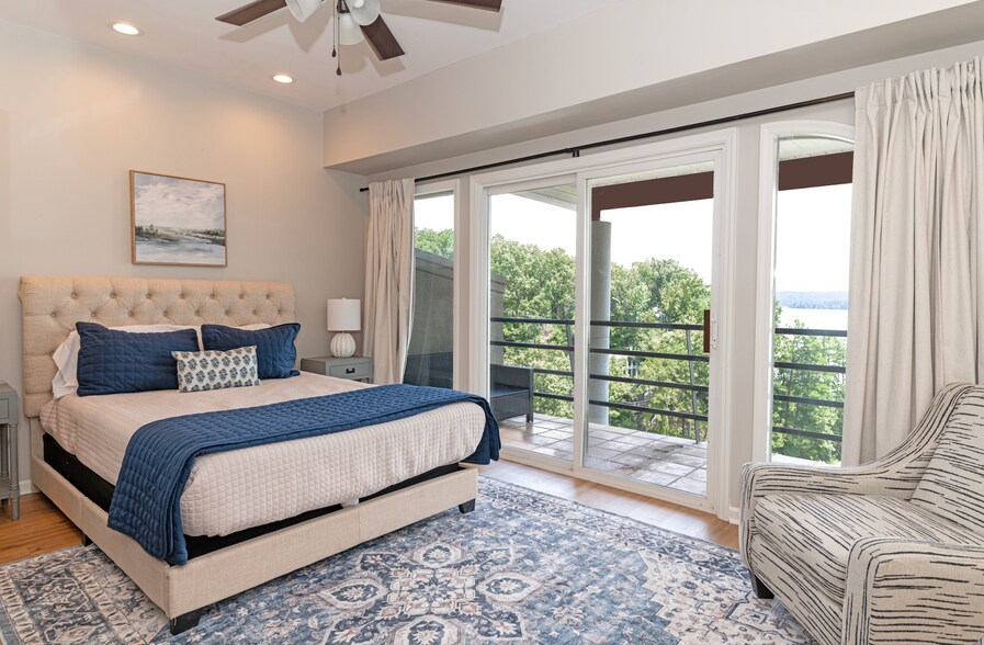 More Photos Of 165 Lakeshore Ln, Counce Hotel For Sale