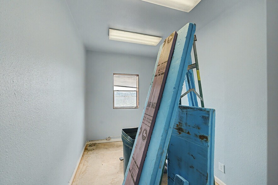 More Photos Of 3220 SE Dayton Byp, Dayton Land For Sale