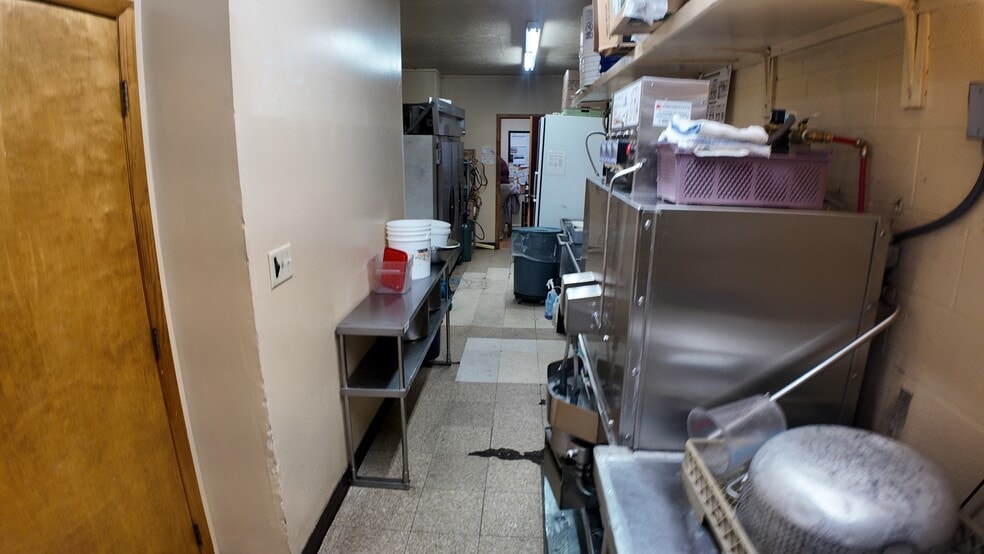 More Photos Of 6335 W Andrew Johnson Hwy, Greeneville Restaurant For Sale