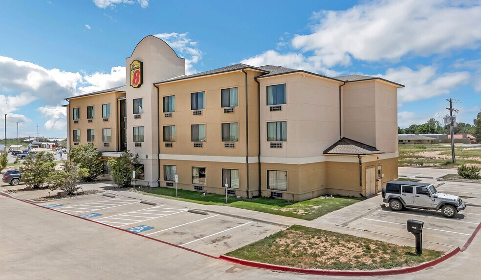 More Photos Of 3432 Interstate 20, Stanton Hotel For Sale