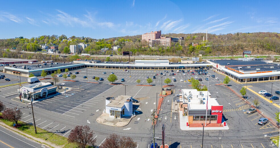 More Photos Of 95-155 Thomaston Ave, Waterbury Unknown For Lease