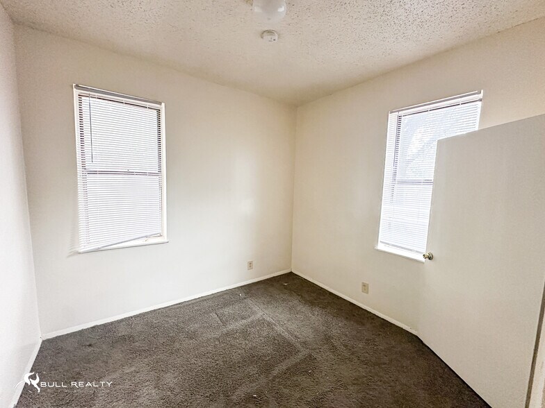 More Photos Of 620 Parkway Dr NE, Atlanta Apartments For Sale