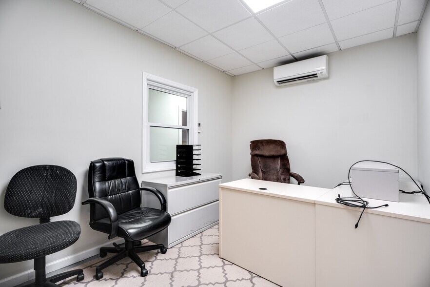 More Photos Of 2036 County Road 39, Southampton Office For Lease