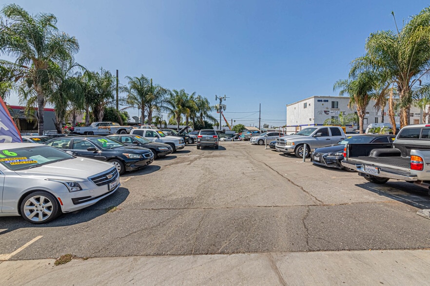 More Photos Of 13516 Telegraph Rd, Whittier Auto Repair For Sale