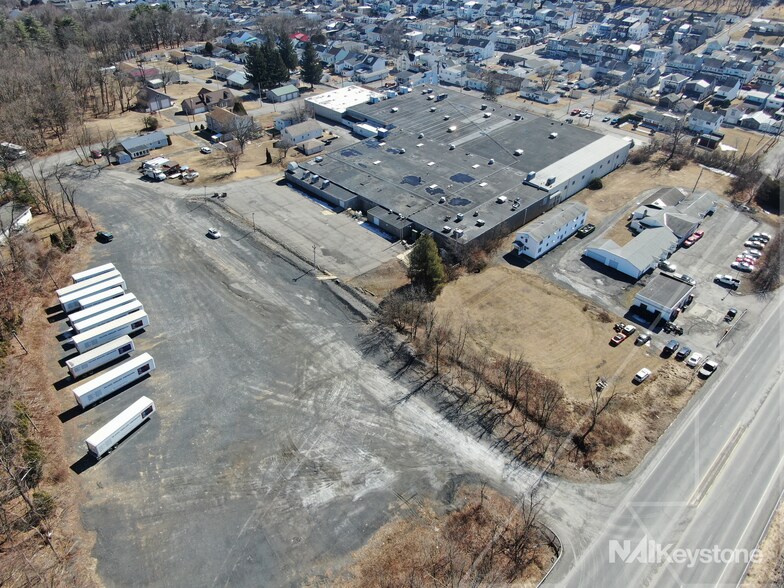 More Photos Of 2001 Market St, Ashland Manufacturing For Lease