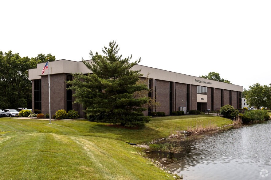 More Photos Of 8945 N Meridian St, Indianapolis Office For Sale