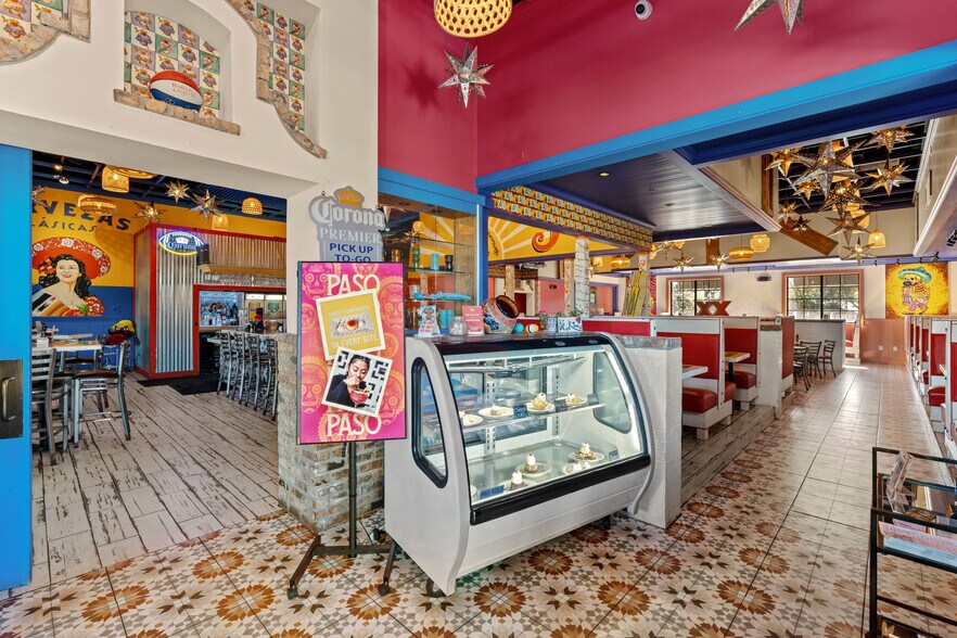 More Photos Of 1025 Industrial Dr, Crestview General Retail For Sale