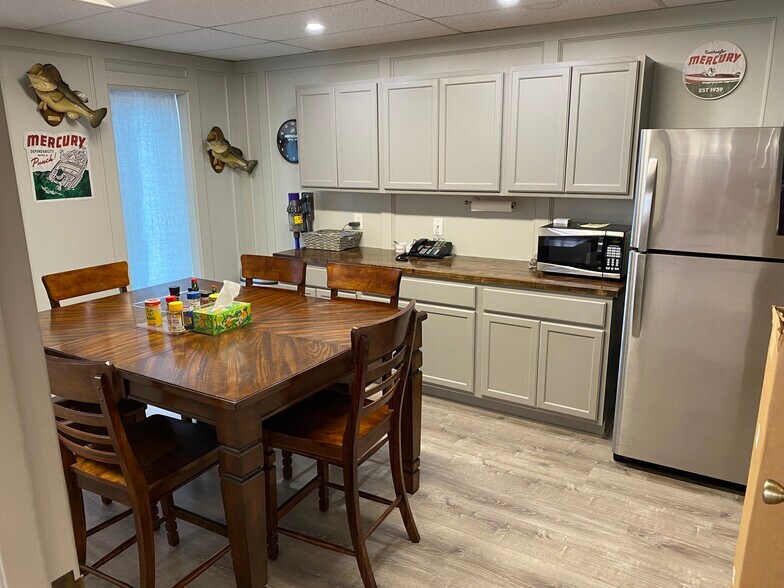 More Photos Of 12303 E 11th St, Tulsa Industrial For Sale