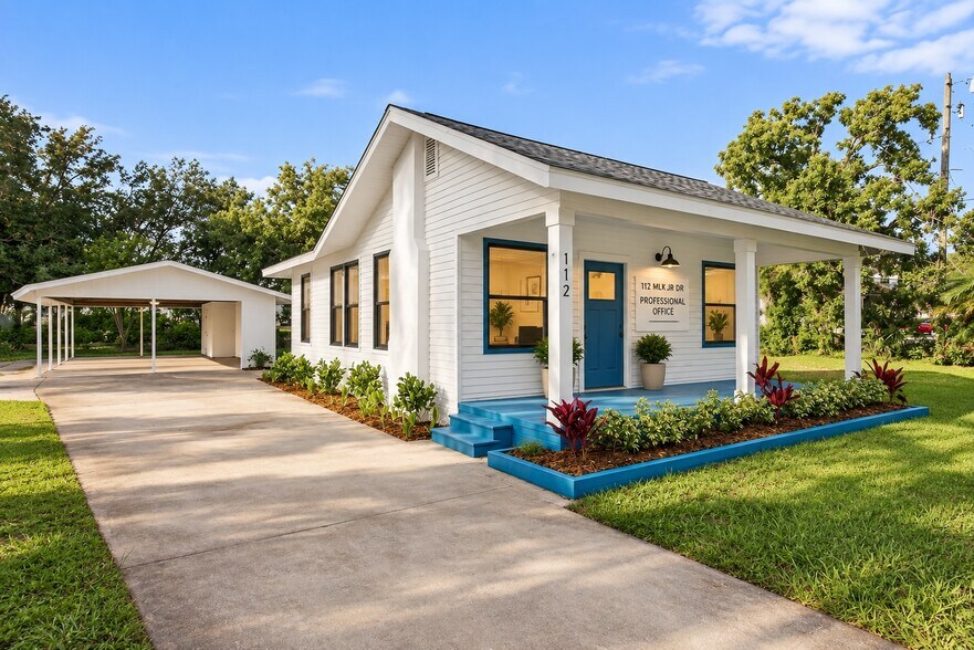 Primary Photo Of 112 E Martin Luther King Jr Dr, Tarpon Springs Office For Sale