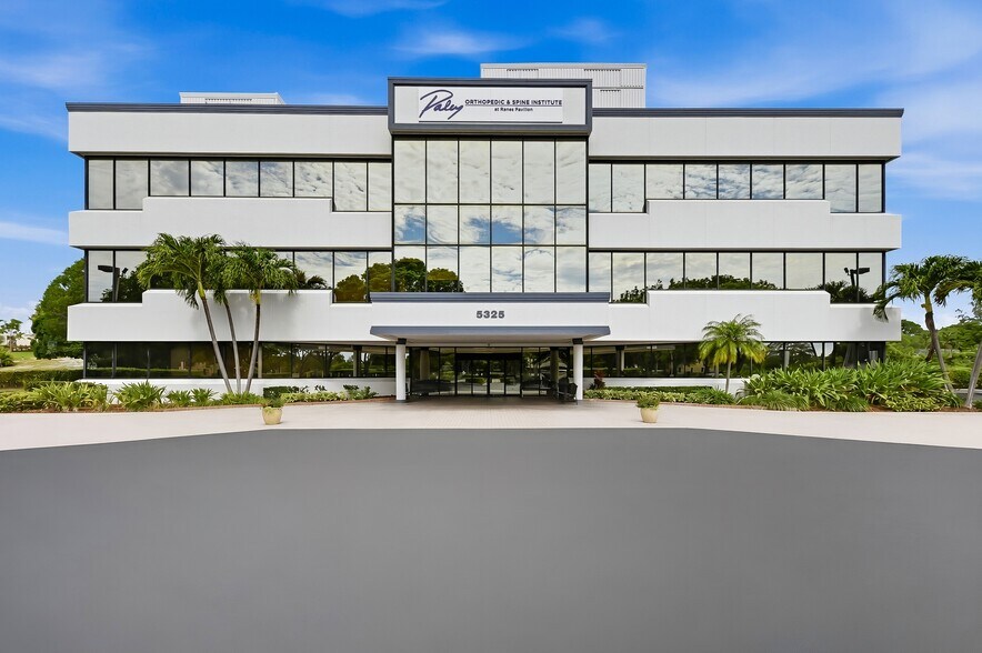 More Photos Of 5325 Greenwood Ave, West Palm Beach Medical For Lease