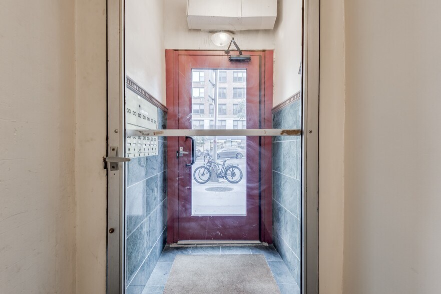 More Photos Of 1641 York Ave, New York Apartments For Sale