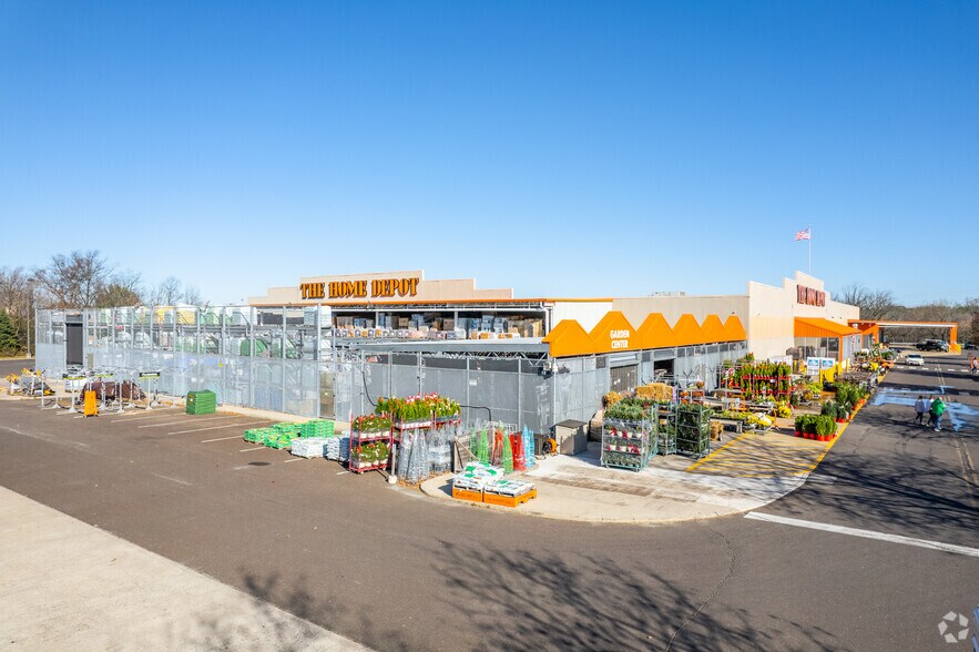 More Photos Of 760-782 Route 113, Souderton Unknown For Lease