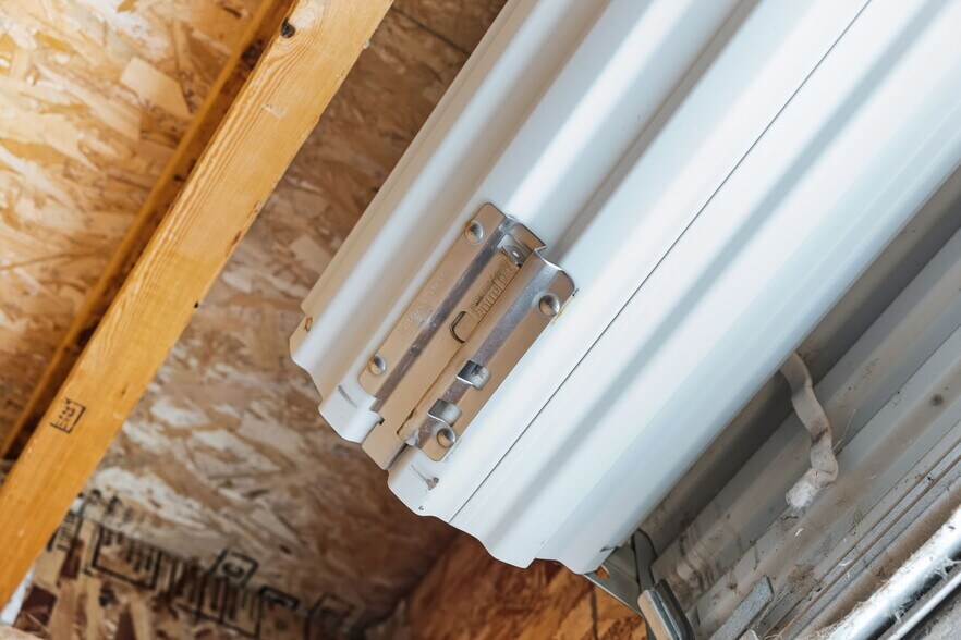 More Photos Of 2310 Trails End, Saint Anthony Specialty For Sale